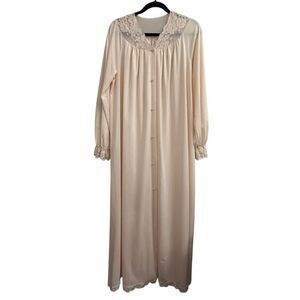 Vintage 60's ShadowLine Embroidered Long Nightgown with Lace Yoke sz M - L EUC